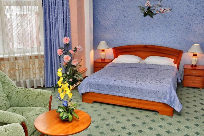 Slavia Hotel Γκρόντνο Εξωτερικό φωτογραφία
