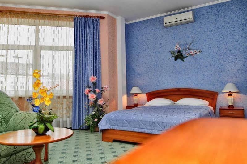 Slavia Hotel Γκρόντνο Εξωτερικό φωτογραφία