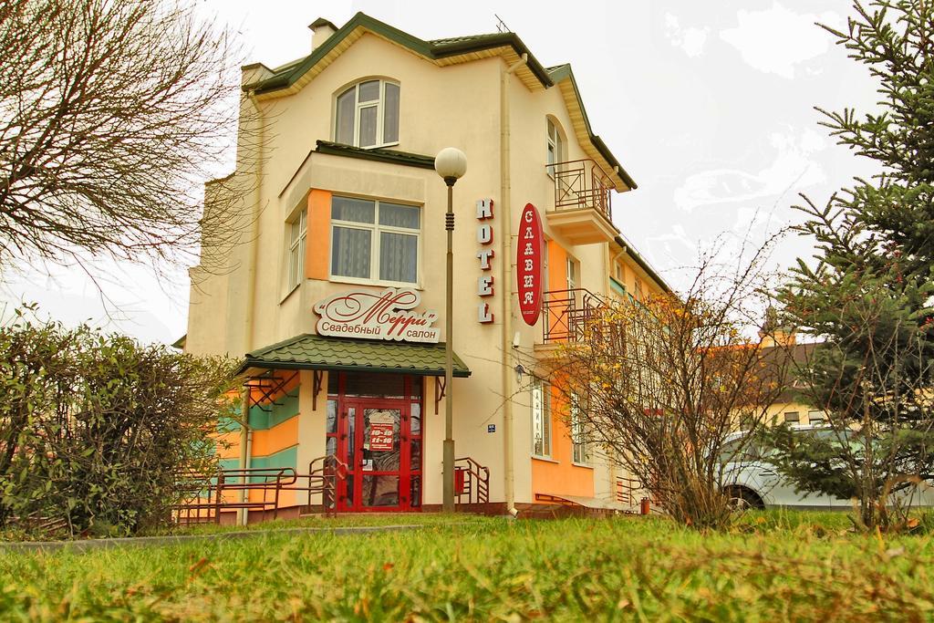 Slavia Hotel Γκρόντνο Εξωτερικό φωτογραφία